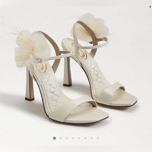 Sam Edelman Leana Heels in Ivory Pearl